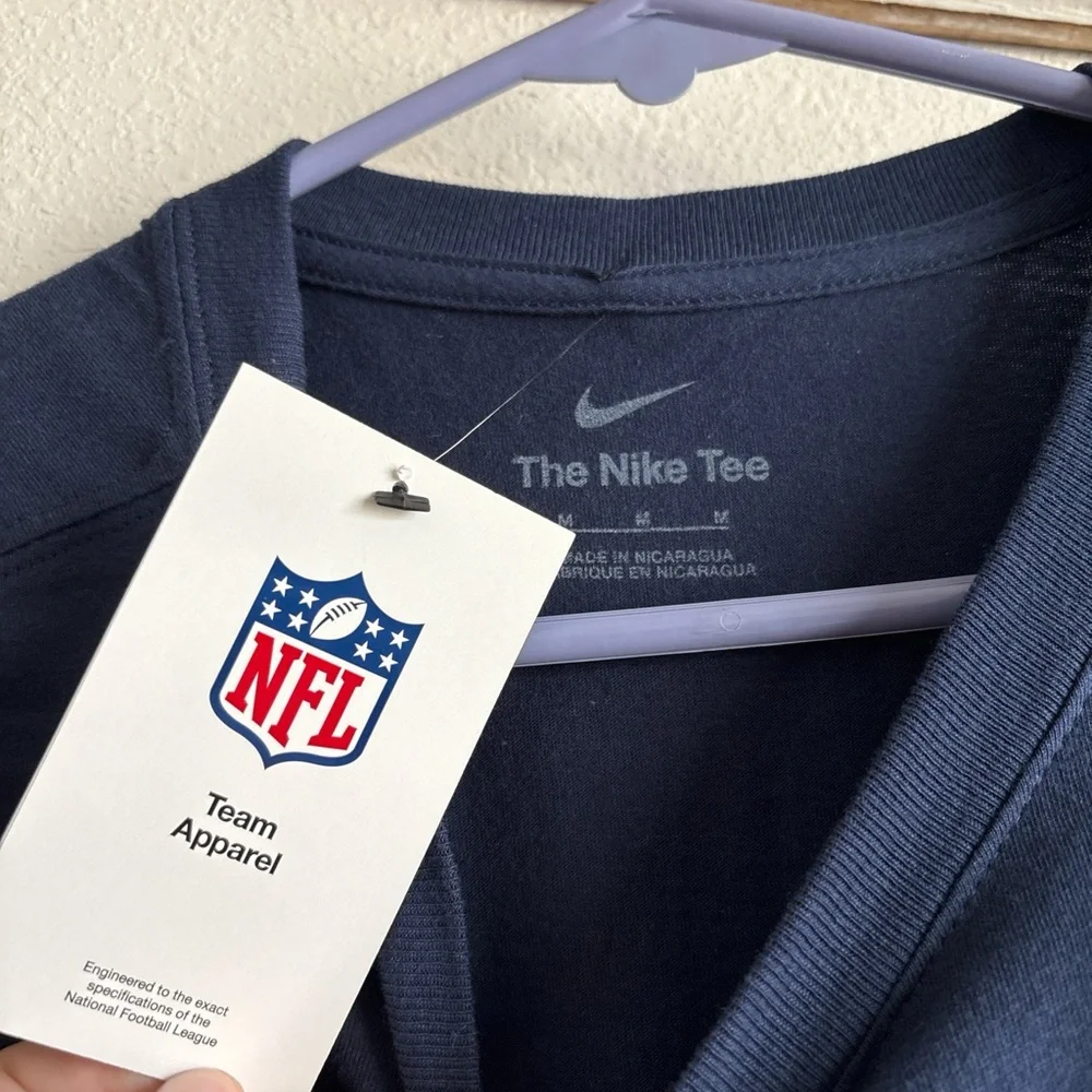 NFL Nike Men's Navy Blue Seahawks Logo Tee - Picture 4 of 5